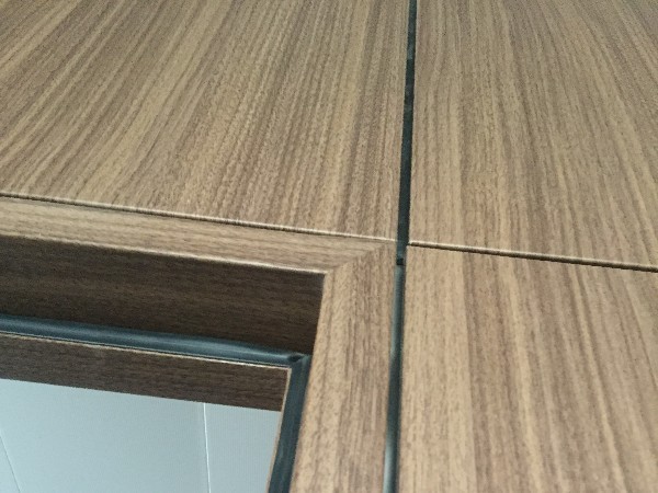 金属覆膜板赋能全钢隔墙行业 绿色装配引领市场新增长